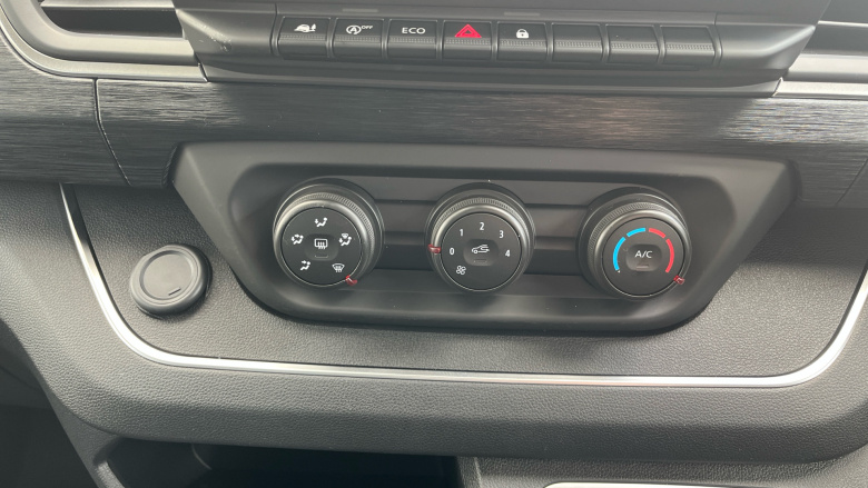 Renault Trafic Swb Diesel SL30 Blue dCi 150 Extra [Safety] Van